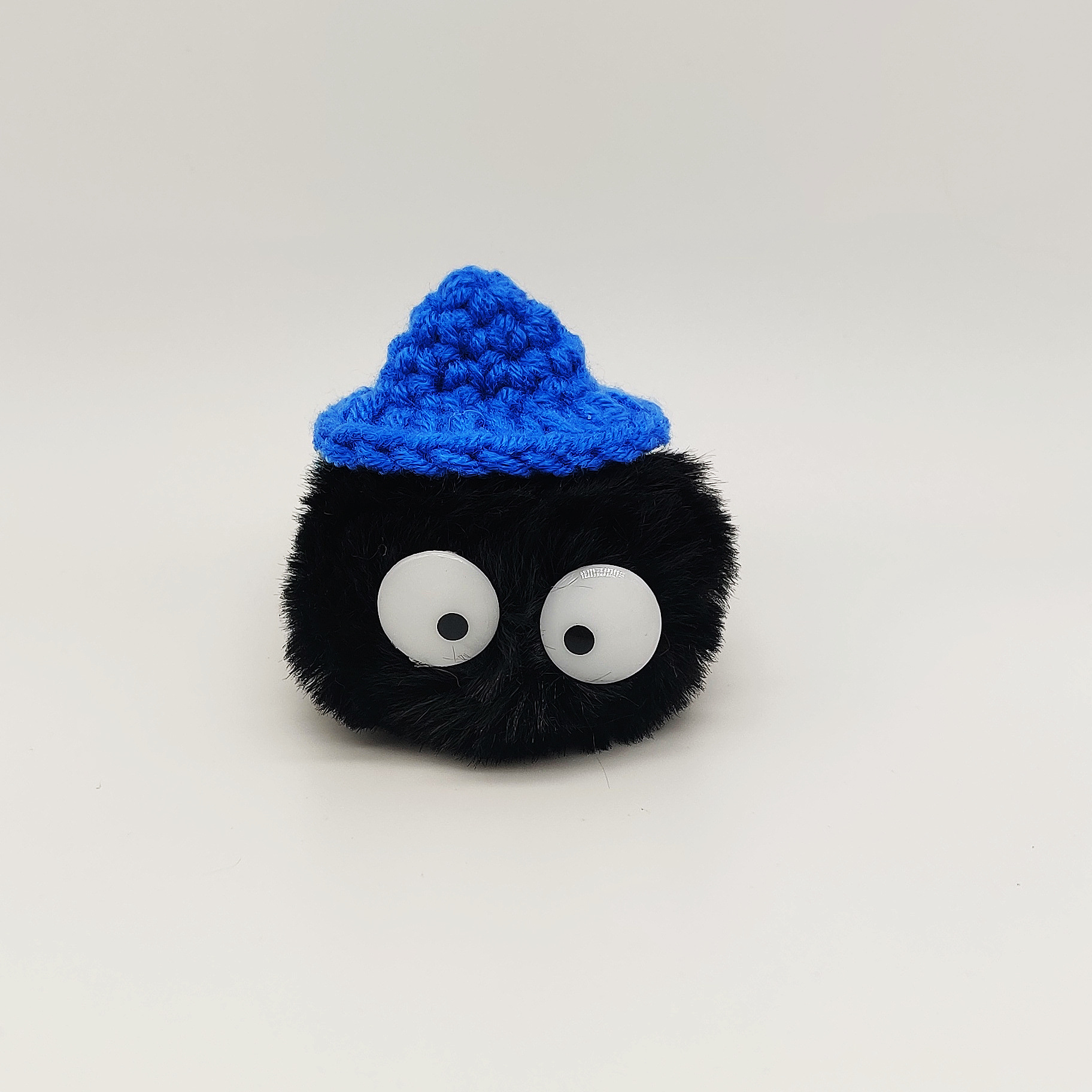 小煤球钥匙扣毛球毛绒挂件千与千寻可爱小挂饰卡通公仔手机壳配件