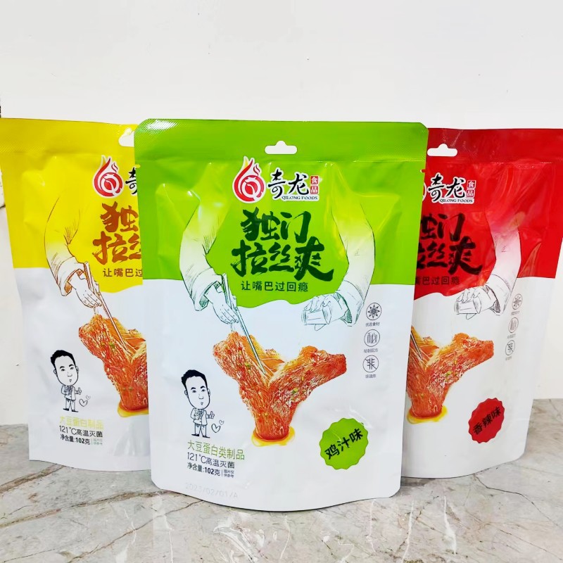 张奇龙独门拉丝爽102g 手撕素肉辣条 麻辣休闲零食 素牛排 豆干
