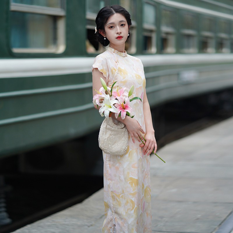 中国风花瓣领长款改良旗袍少女春夏季年轻古韵文艺短袖连衣裙苏式