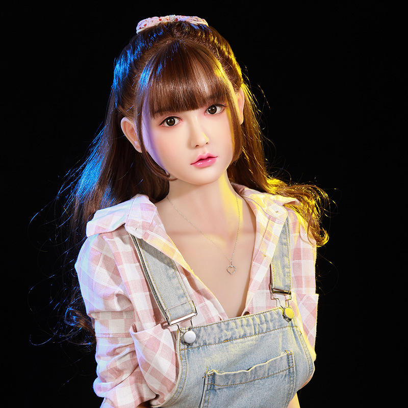 新款硅胶娃娃全真人实体男用自慰成人娃娃智能发音美女性爱玩偶