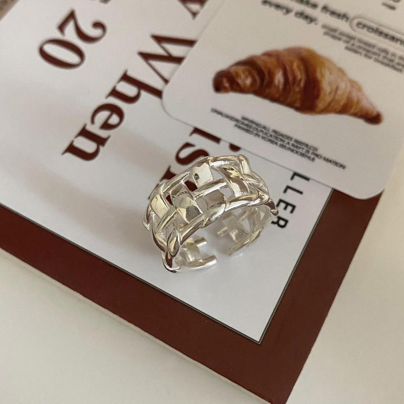Korean Style 925 Sterling Silver Light Luxury Minority Ins Style Design Weaving Hollow Open Ring Female Fashion Personalized Index Finger Ring
