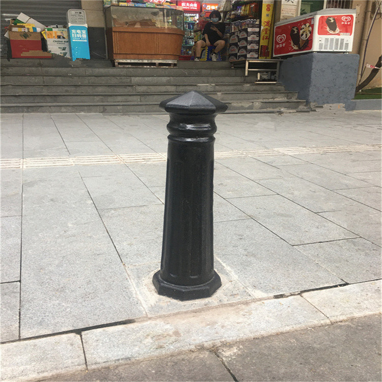 厂家直销铸铁罗马柱可来图定制 铸铁八角柱 市政路隔离路桩