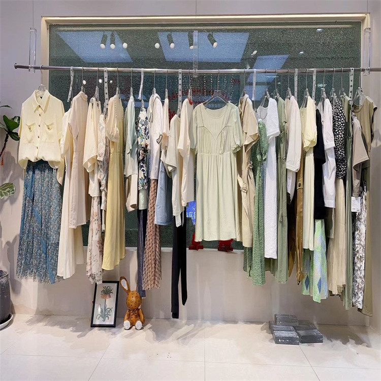 杭州知名品牌她图23夏装品牌折扣女装批发品牌折扣女装走份批发实