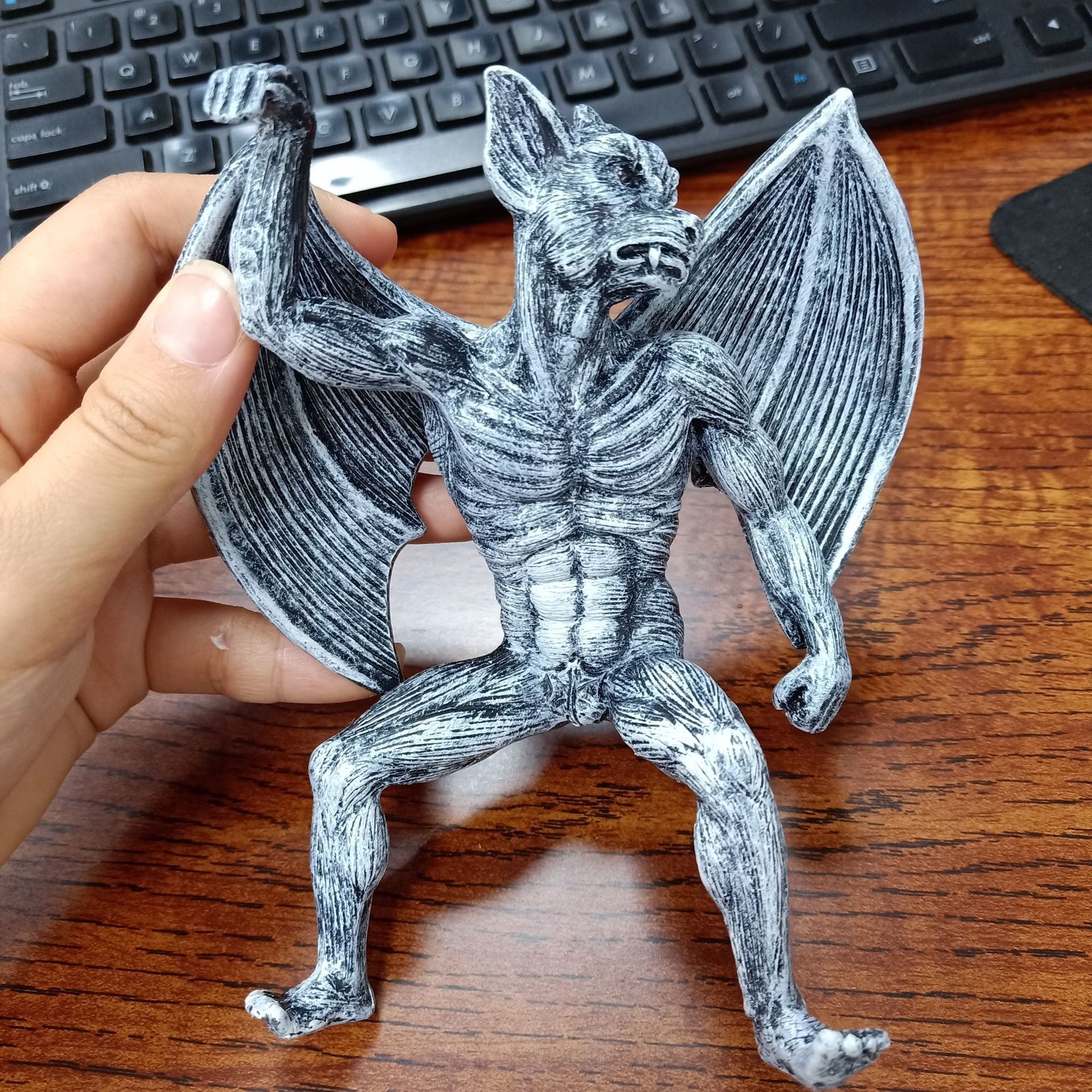 亚马逊热销恶魔天使摆件天使纪念与救赎雕像家居装饰品树脂工艺品