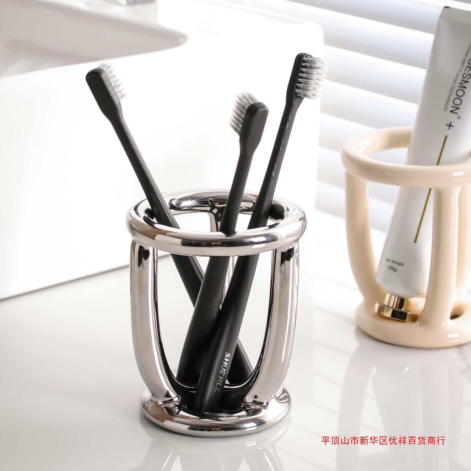 yoins电动牙刷置物架卫生间洗漱台牙刷架牙刷座创意牙具牙膏收纳