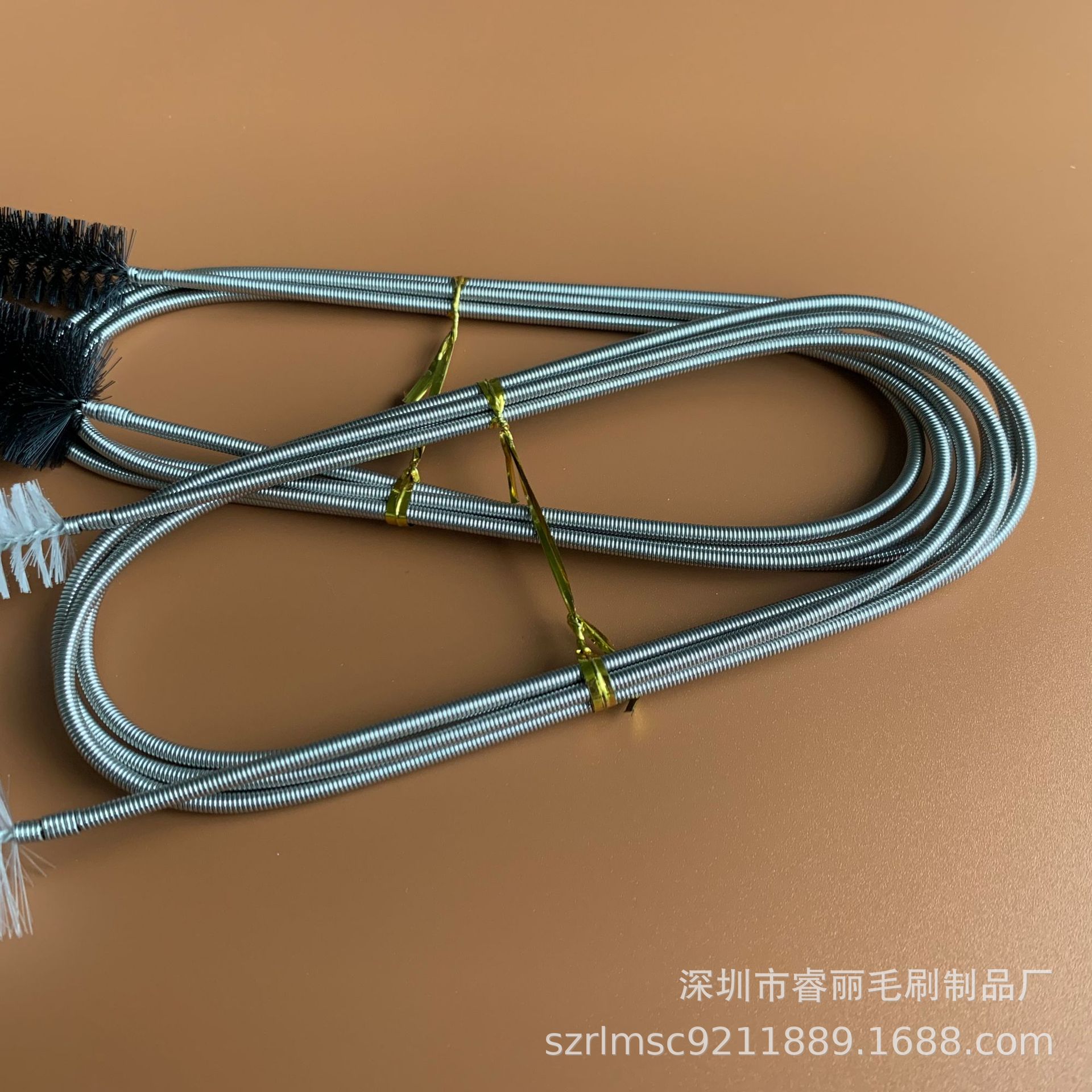 厂家按需定制各种尺寸弹簧刷管道清洁刷水族馆通道清洗刷安全环保