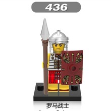 欣宏436古代罗马士兵人仔中世纪军团盔甲战争场景拼装积木玩具