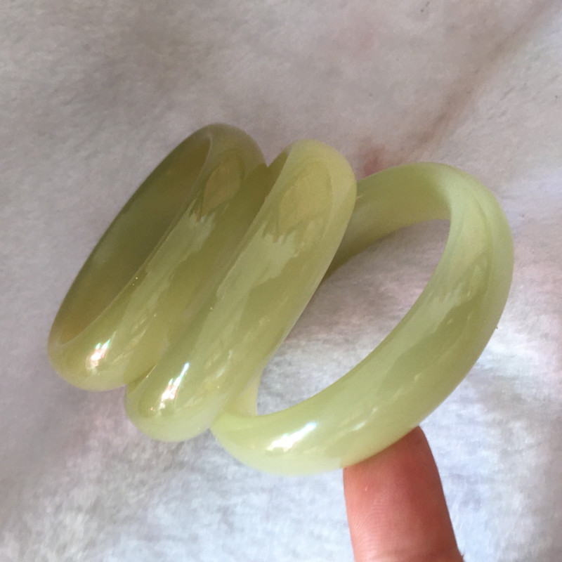 玉手镯 玉石手镯 青玉手镯 青黄玉手镯 玉手镯批发 女款玉石镯子