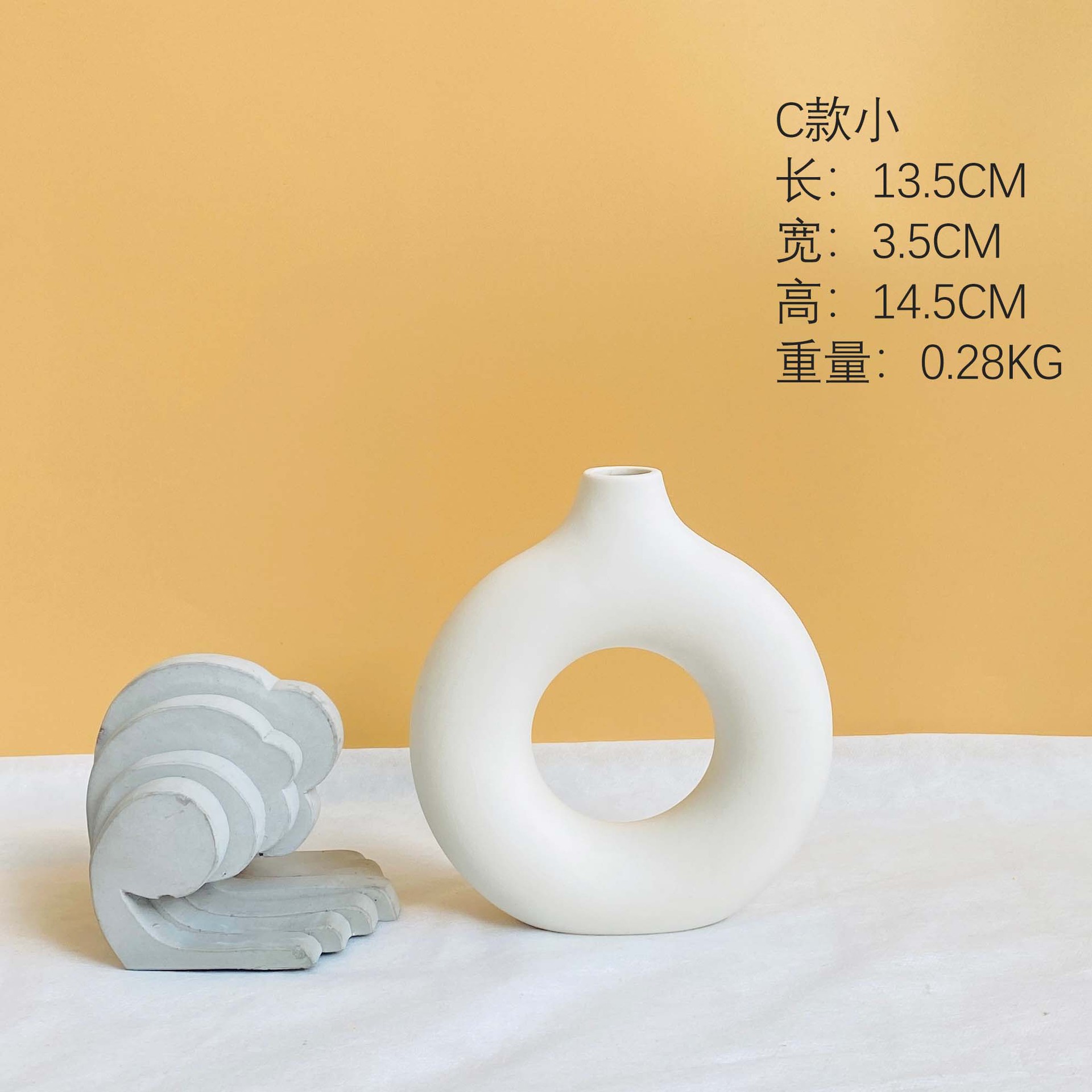 Amazon Creative Ins Style Nordic White Ceramic Vase Decoration Simple Flower Container Home Soft Decoration Artwork