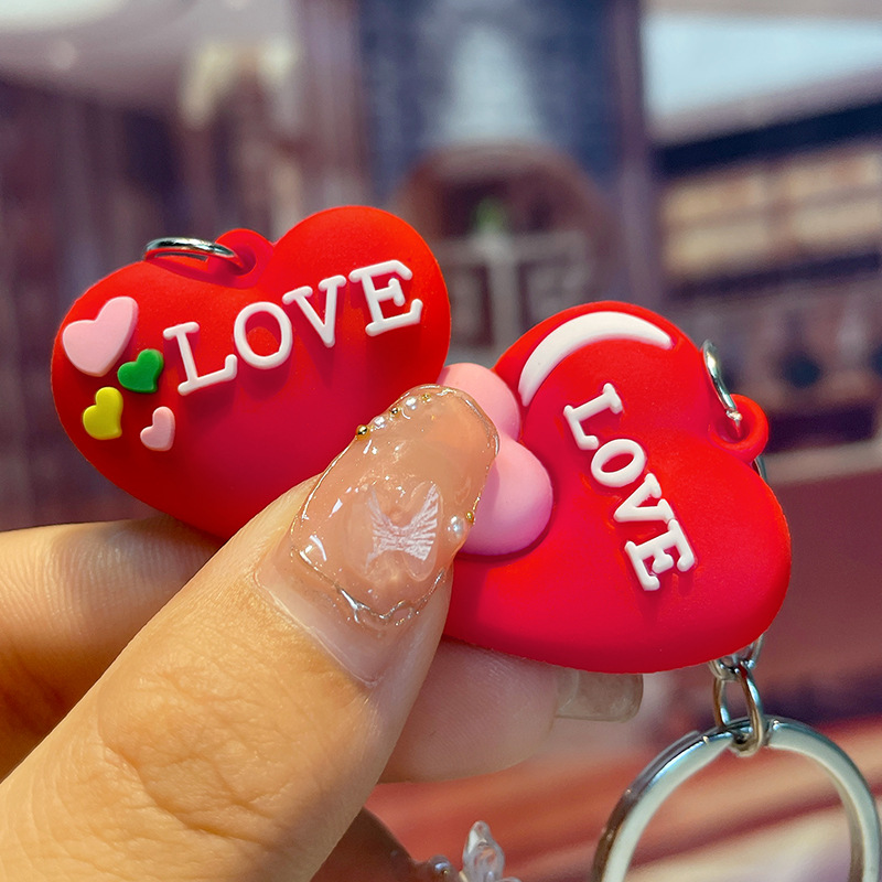 Internet Celebrity Clear Sweet Loving Heart PVC Keychain Modern Minimalist Ins Yiwu Advertising Gift Couple Bags Pendant