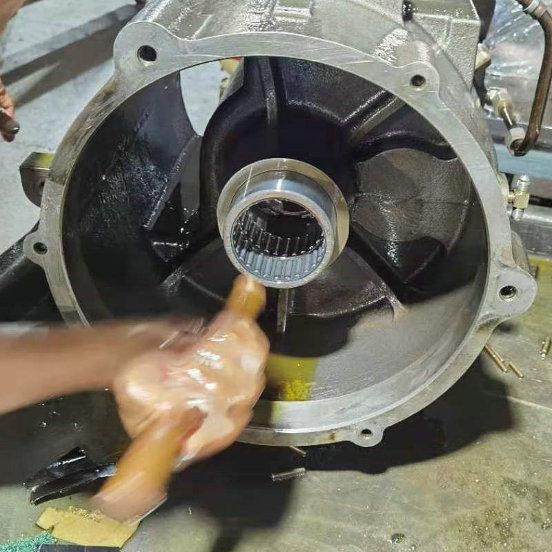 厂家供应螺杆压缩机维修 维修保养螺杆式空压机空压机头空压机