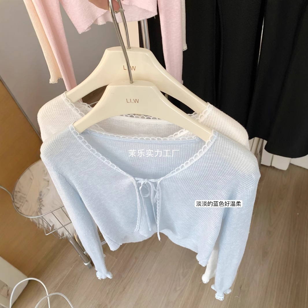 甜美冰丝防晒衣开衫女夏季薄款短款白色v领针织上衣披肩外搭