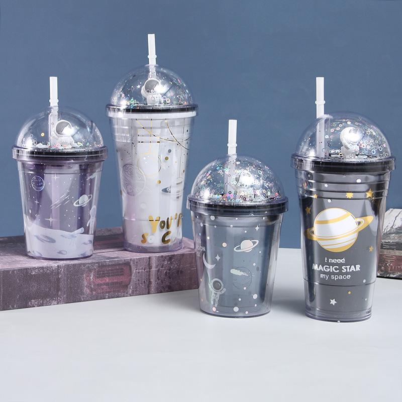 Spaceman Plastic Cup Straw Cover Planet Cartoon Cup Plastic Water Cup Spaceman Ice Crushing with Light Tumbler