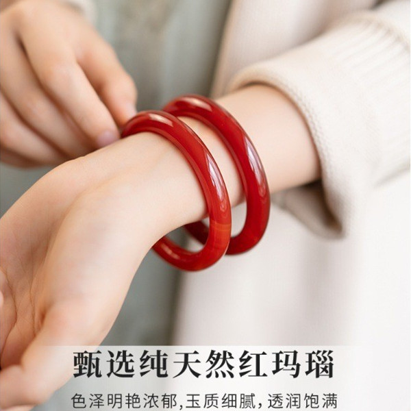 天然高品质红玛瑙手镯大红色妈妈镯巴西红文艺复古中国红手镯
