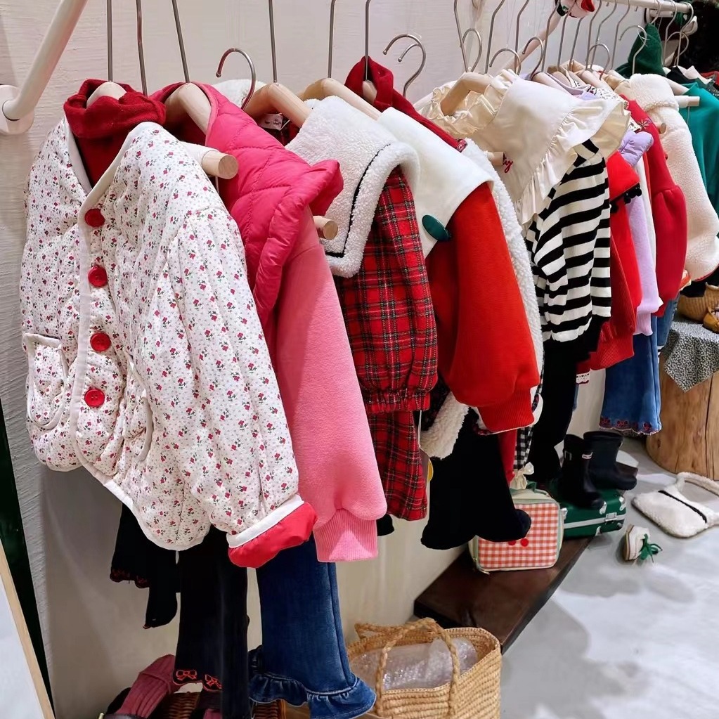 熙熙布衣童装货源 我的语言 柏惠信子品牌折专柜童装尾货库存批发