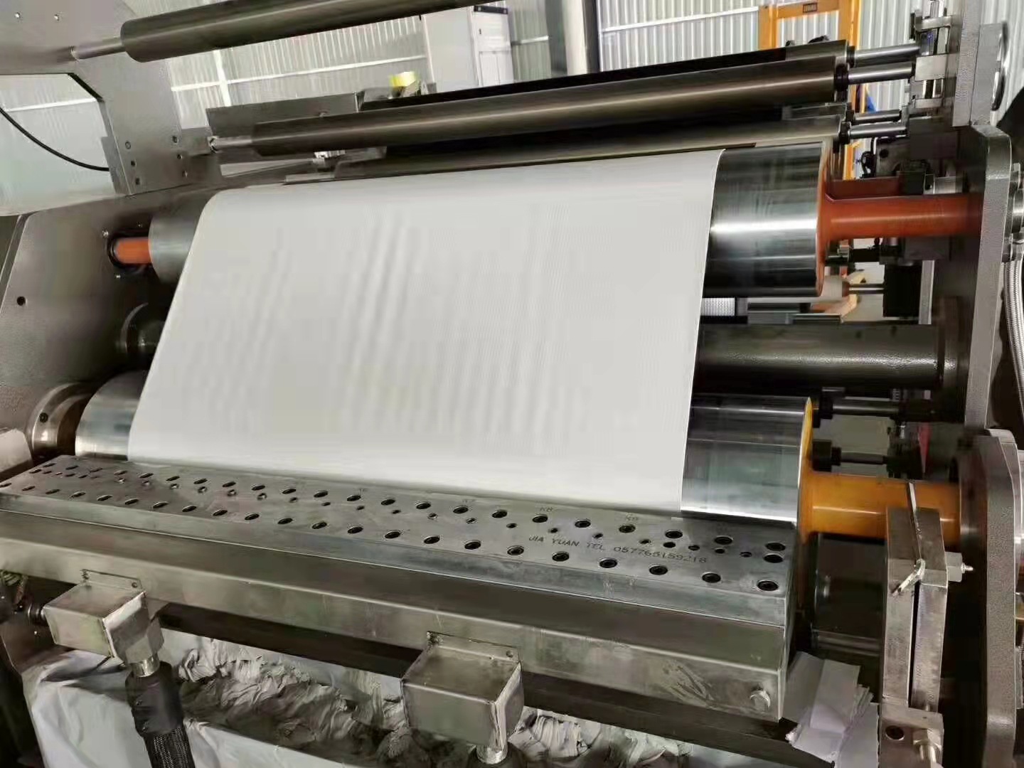 丁基胶带母卷山东阁露新材供应防水胶带母卷分切表材涂布丁基胶