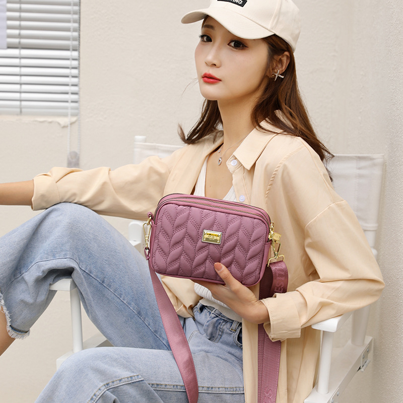 Mobile Phone Bag Crossbody Bag Women's Nylon Cloth Hand Carrying Mini Embroidered Line Shoulder Bag Internet Celebrity Messenger Bags Neck-Hanging Bag Coin Purse women bag