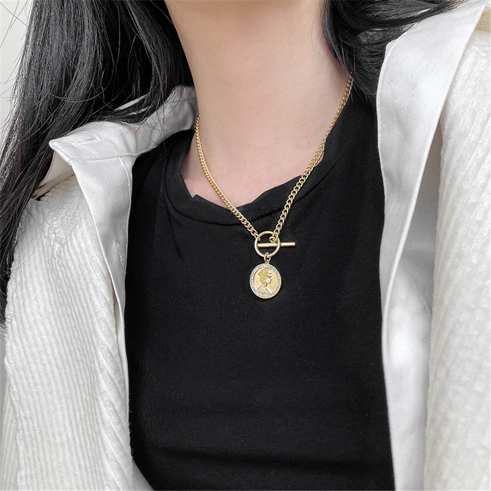 欧美金属感项链个性创意冷淡风人头像颈链复古简约短款锁骨链