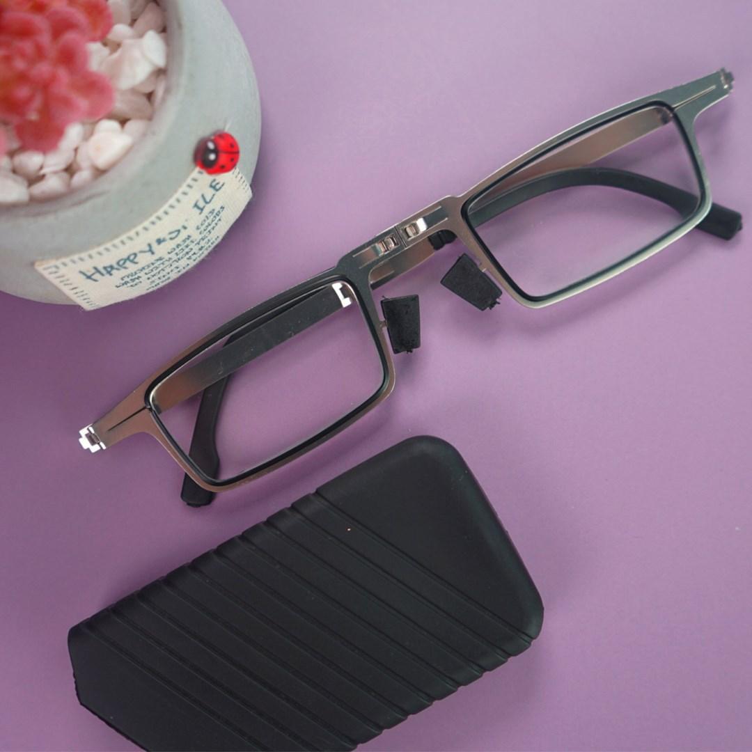 高清防蓝光老花镜男折叠便携式时尚超轻防疲劳女老光老花眼镜