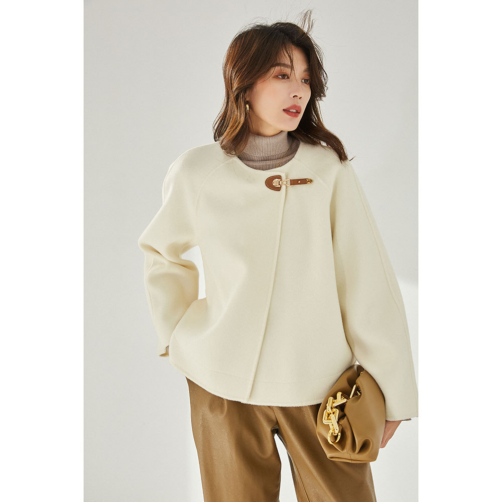 21冬新气质优雅小个子宽松保暖羊毛帅气圆领短款毛呢外套女13297