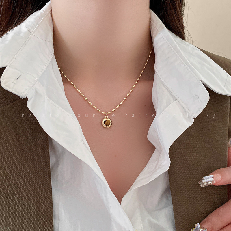 New Chinese Style Bamboo Tiger Eye Stone Necklace Simple Fashion Design Clavicle Chain Internet Celebrity Same Style High-Grade Necklace for Women