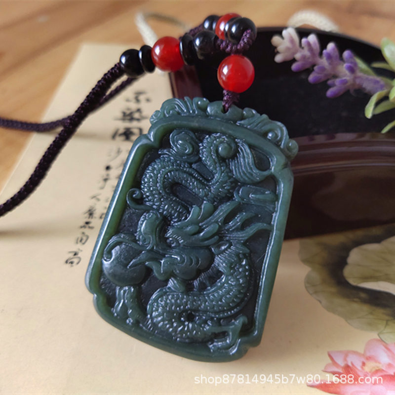 天然和田玉青玉龙佩男士吊坠玉坠生肖龙玉石项链新疆青龙方牌吊坠