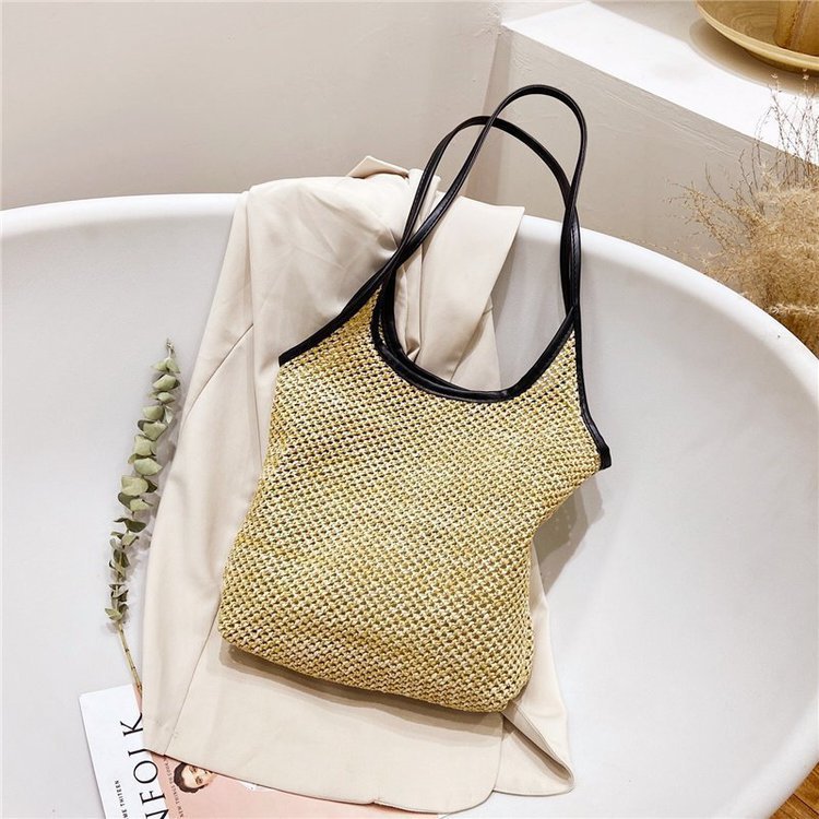 2021 New Trendy Korean Style Fashion Messenger Bag for Women Ins Mori Braided Straw Woven Beach Bag Summer Small Bag for Women