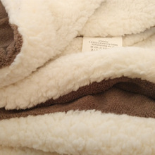 小毛毯沙发盖毯羊羔绒双层加厚办公室午睡午休空调儿童毯子