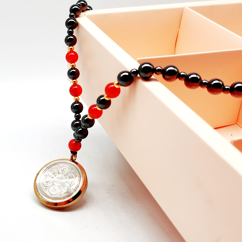 负离子磁石项链磁性黑胆石能量圆珠中老年保健颈链六字真言图吊坠