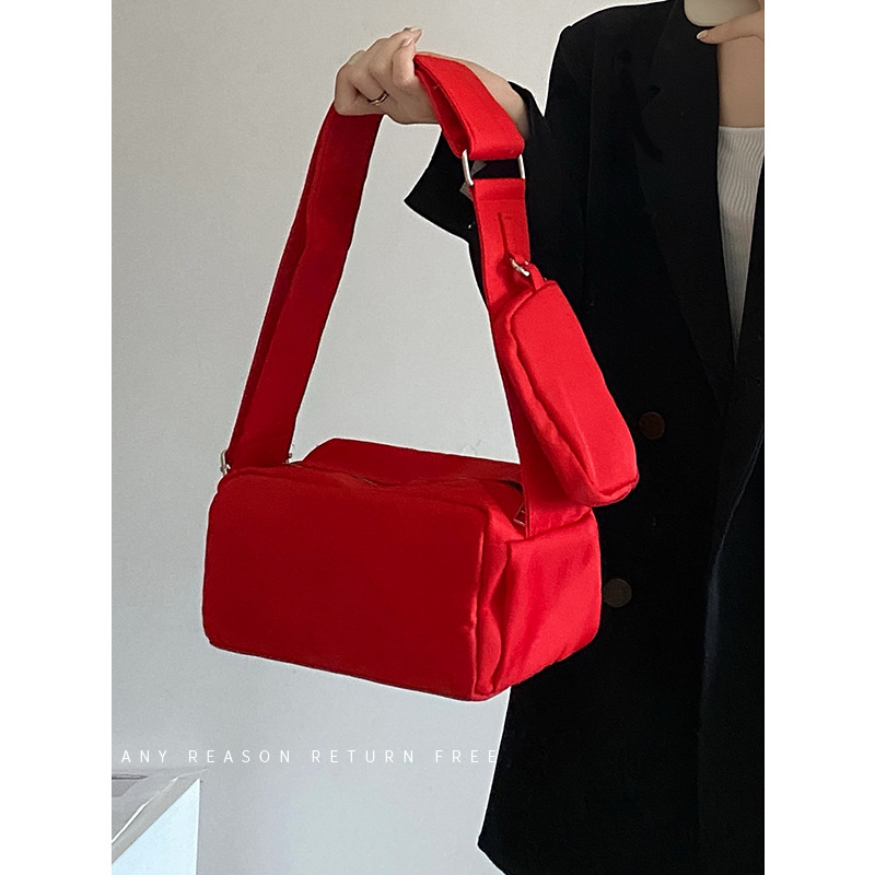 2022 Autumn New Nylon Cloth Pillow Bag Crossbody Small Square Bag Female Minority All-Match Shoulder Underarm Bag Toast Bag