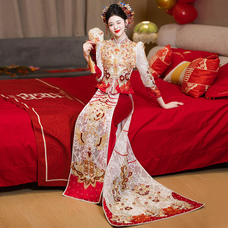 拖尾秀禾服新娘2024新款中式婚纱嫁衣结婚龙凤褂敬酒服重工秀和服