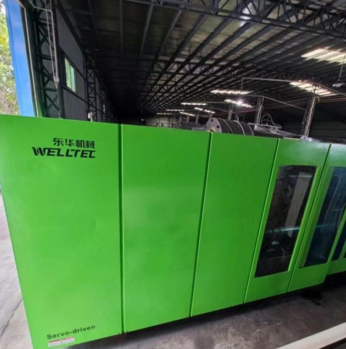 东华1800吨大型注塑机有大量现货 绿色伺服9成新注塑机