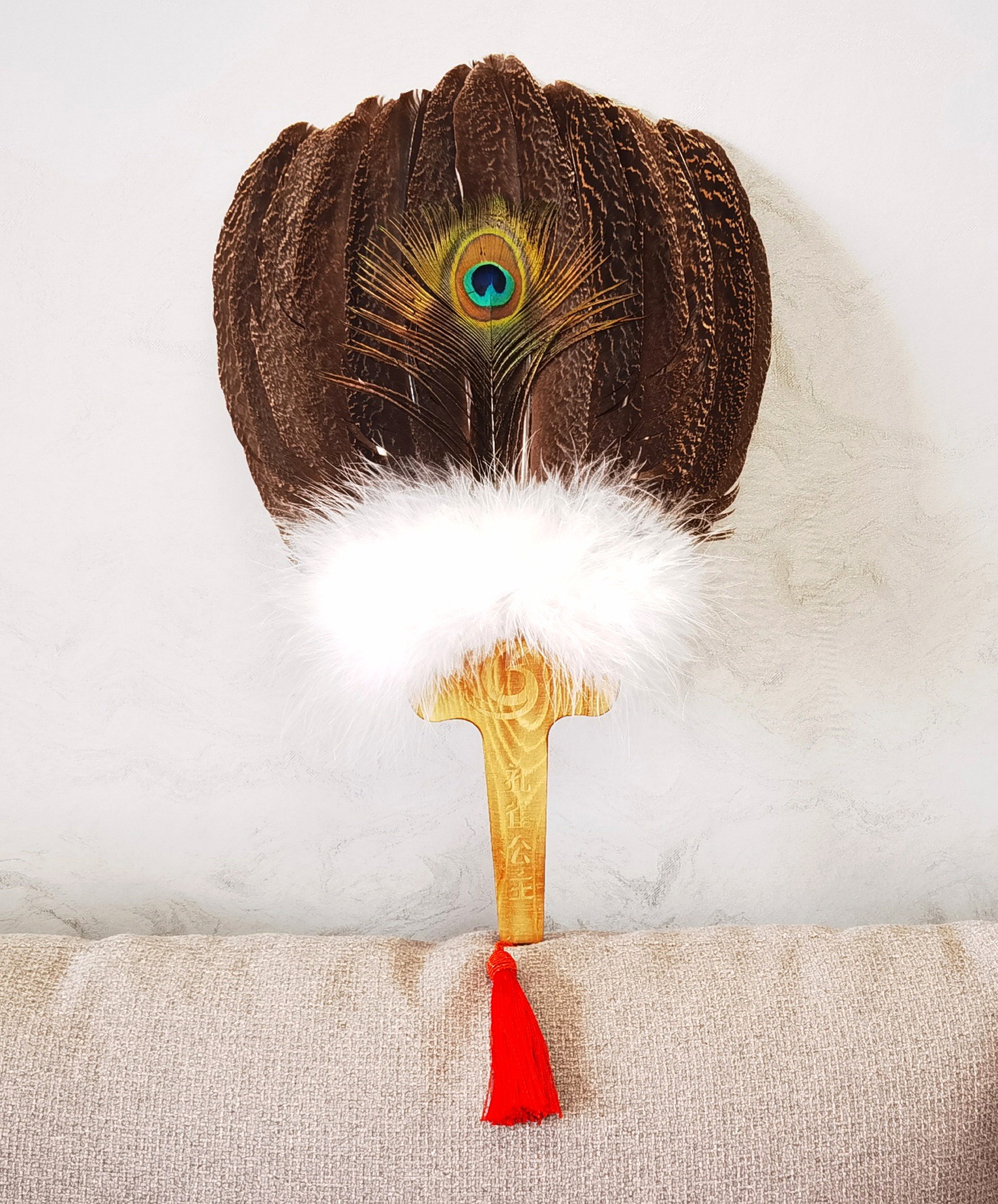 孔雀翅膀羽毛扇 诸葛亮扇 孔雀羽毛扇可定logo精品生日礼物羽毛扇