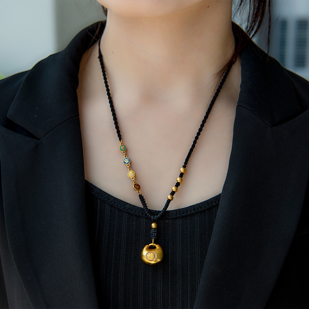 2024潮款百搭镶钻福字锁包吊坠项链实心胖福小众时尚奢华黑绳项链