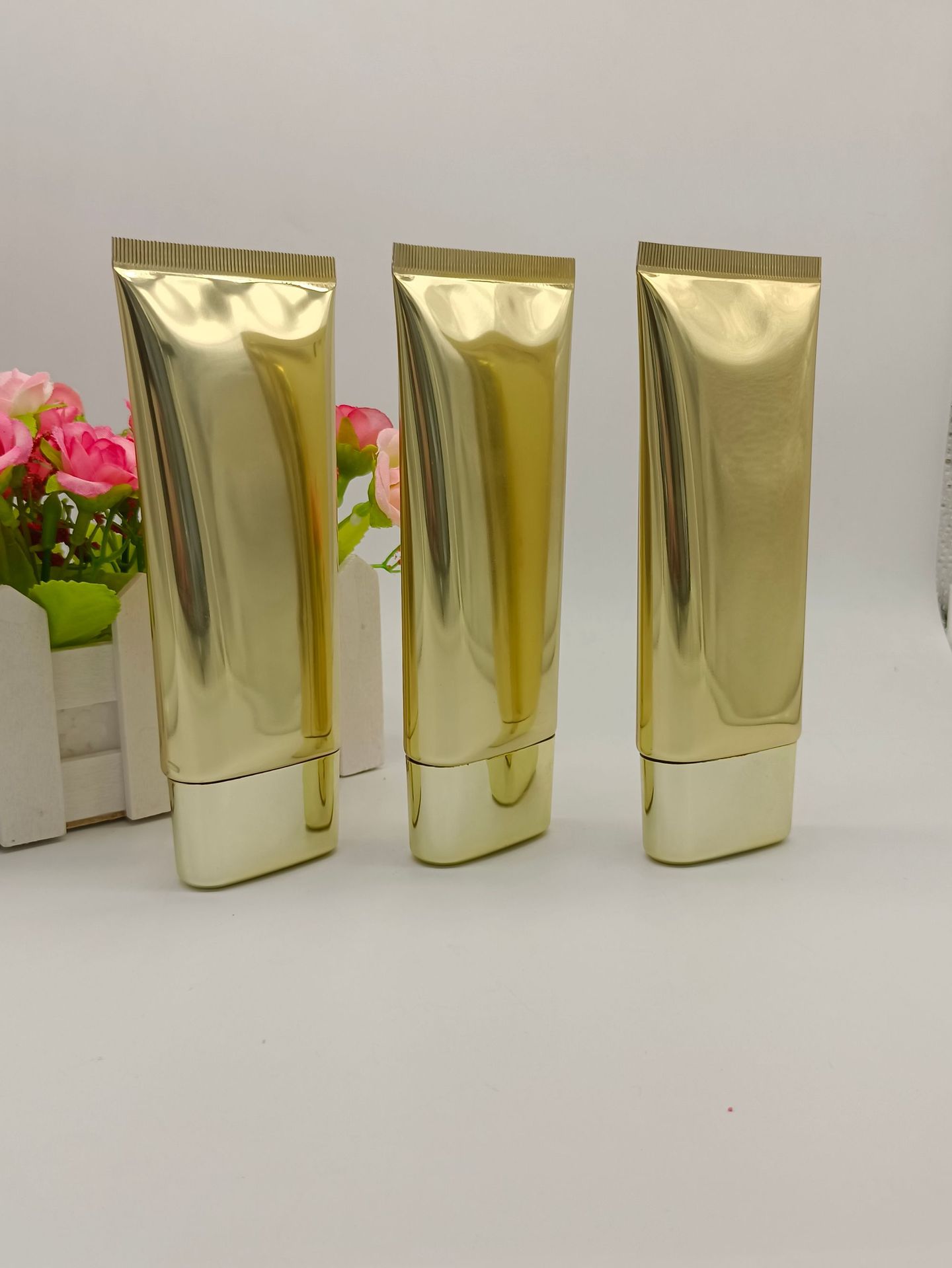 100ml 00g多规格护肤化妆品洗面奶洁面乳金色铝塑复合管 配超扁盖