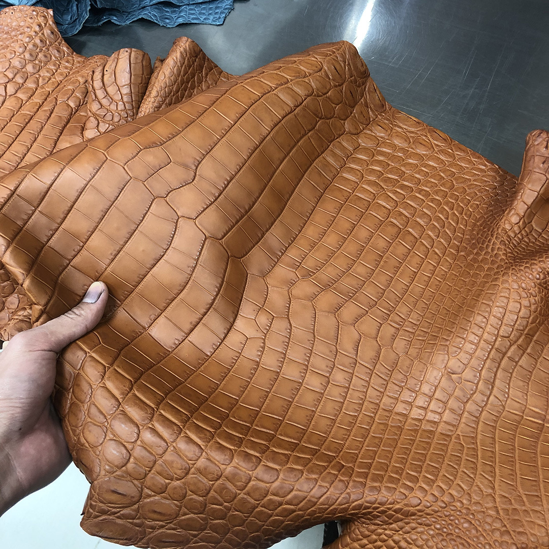 南非进口尼罗鳄鱼皮真皮包包服装面料纯水染哑光无涂浸染真鳄鱼皮