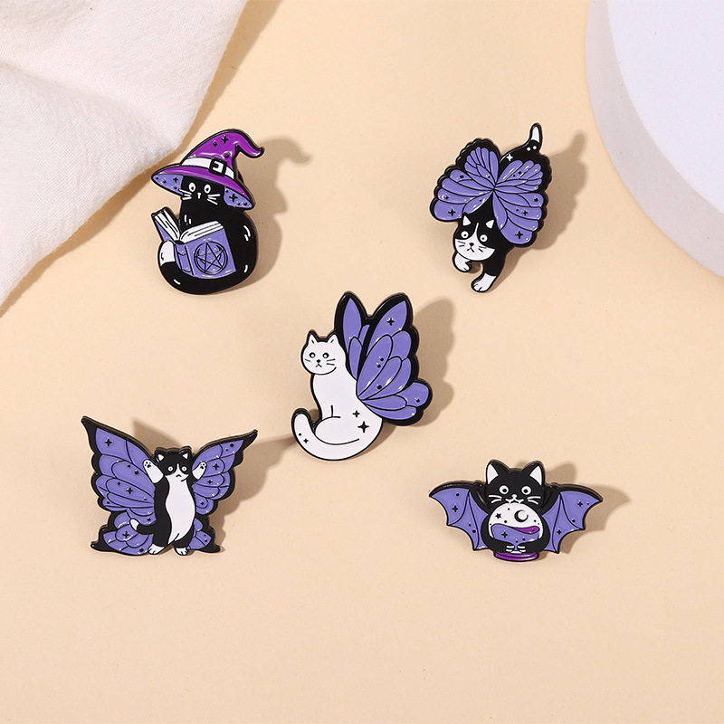 New Cartoon Creative Purple Cat Butterfly Wings Alloy Brooch Cute Clothes and Bags Ornament Badge Wholesale
