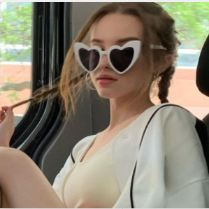 New Special-Shaped Heart-Shaped Sunglasses Women's Fashion Peach Heart Sun Glasses Sunglasses TikTok Same Style Wholesale