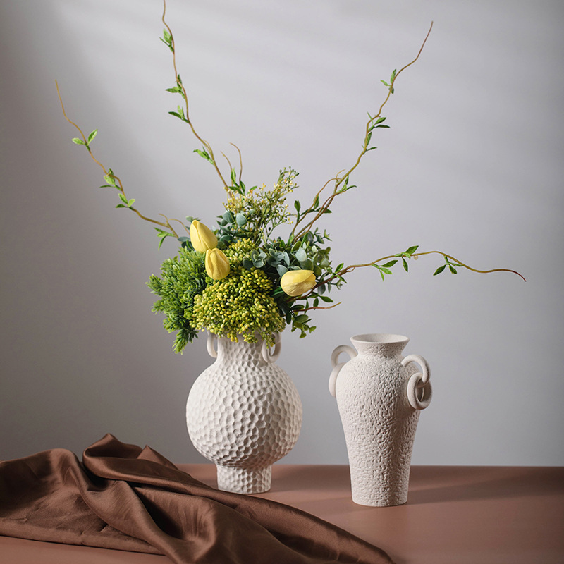 Chinese Retro Silent Style Ceramic White Vase Hydroponic Dried Flower Device Simple Hotel Flower Arrangement Decoration Creative Soft Ornaments