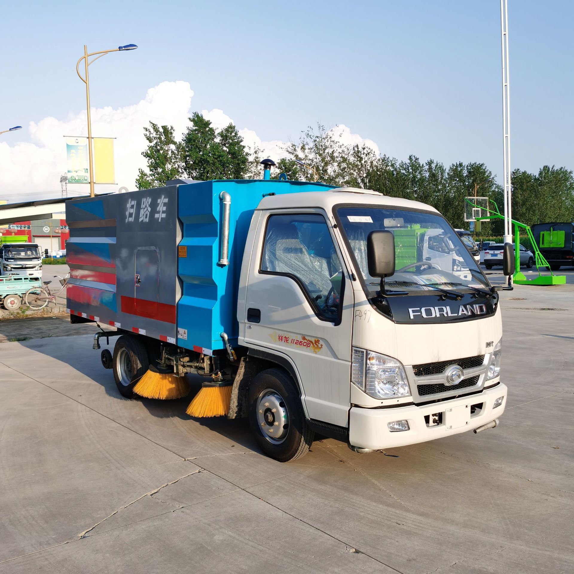 4吨扫路吸尘车城市环卫清扫车福田国六街道清洁车