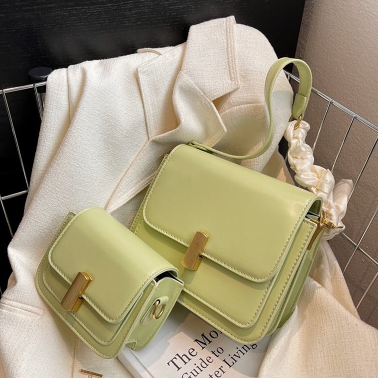 广州女包凯蒂克里真皮酒神包2021新款复古流行高级感单肩斜挎包-询价