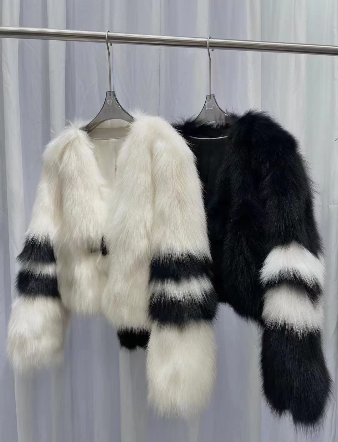 黑白色撞色狐狸腹毛皮草2023年新款毛毛外套女-阿里巴巴