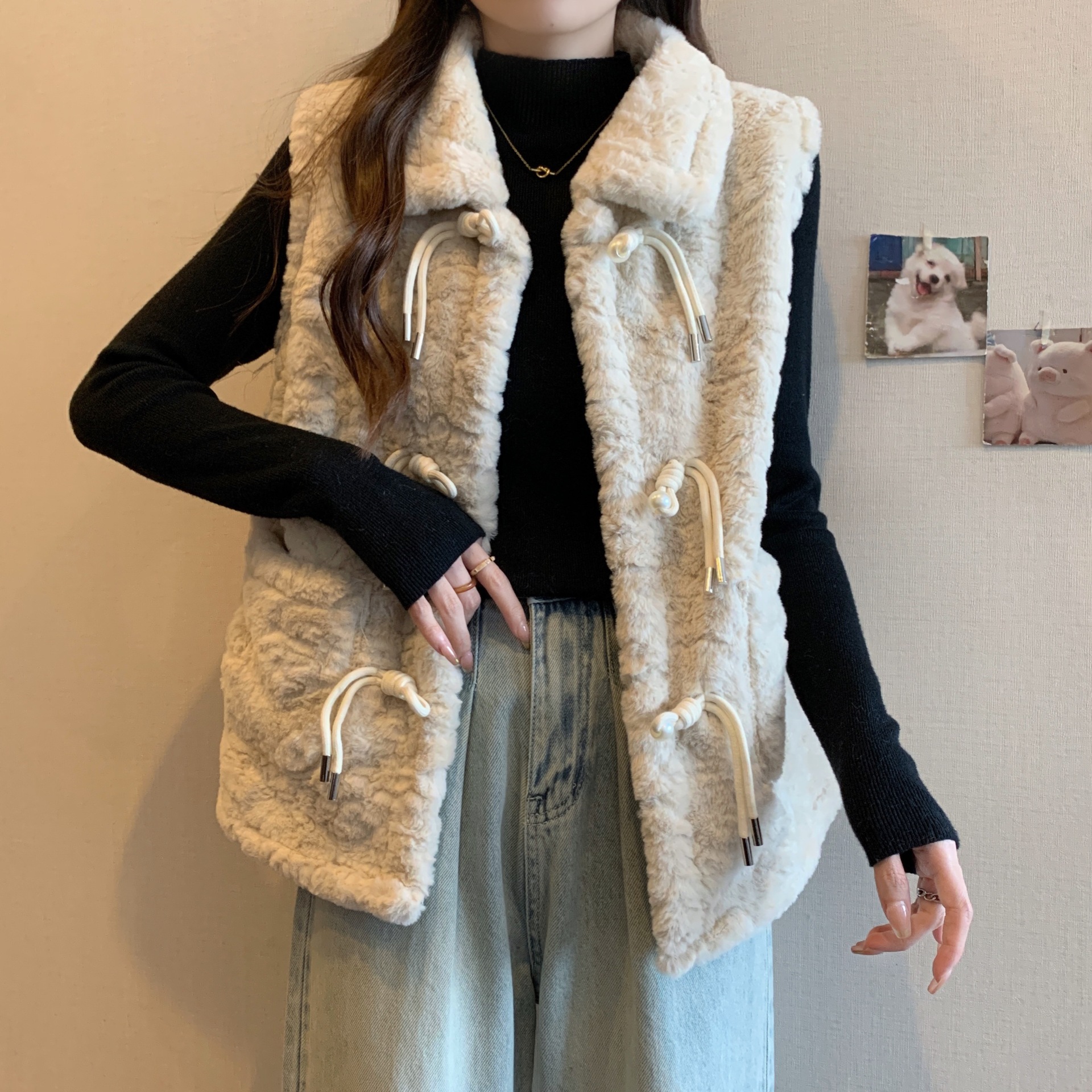 羊羔绒牛角扣马甲外套女冬季款大码胖mm显瘦今年流行皮毛一体上衣