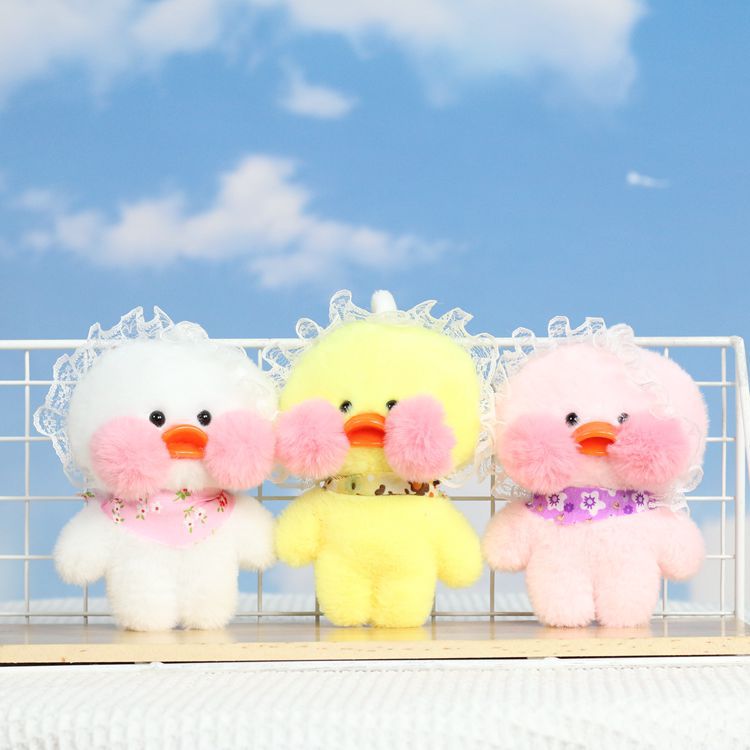 网红可爱腮红小黄鸭挂件毛绒玩具玻尿酸鸭公仔包包挂饰钥匙扣娃娃