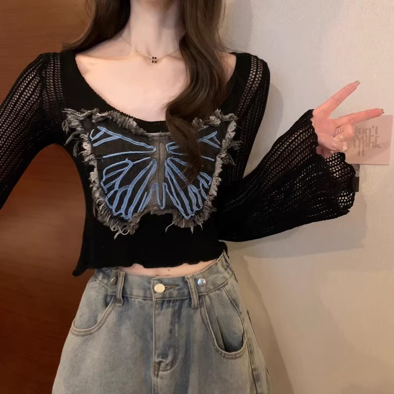 黑色喇叭袖短款上衣女春装高腰内搭小个子长袖别致绝美爵士舞恤