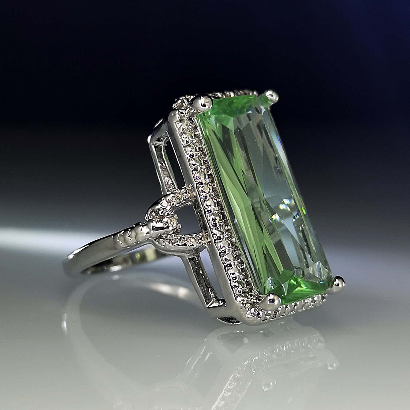 荣钰 时尚镶钻橄榄绿宝石戒指 欧美夸张个性指 环跨境新款饰品