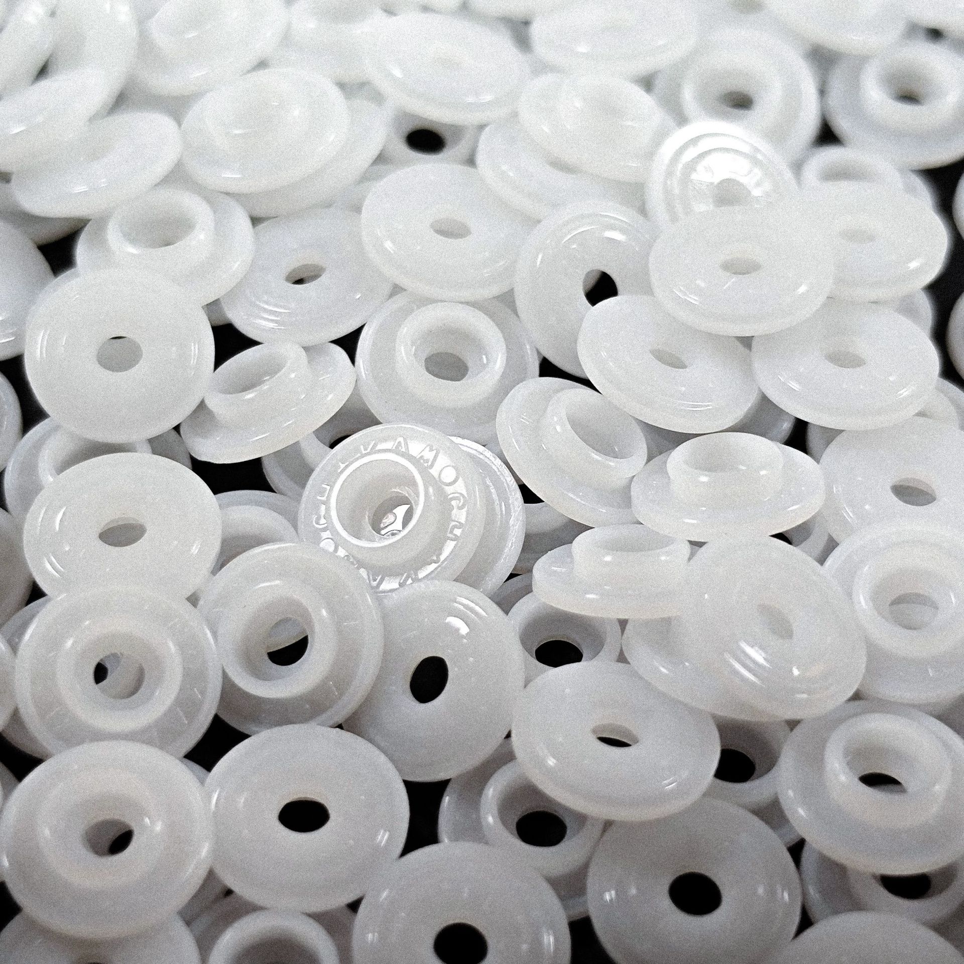 华联KAM童装四合扣工厂直销塑料薄款塑料童扣新款SKA300新款纽扣