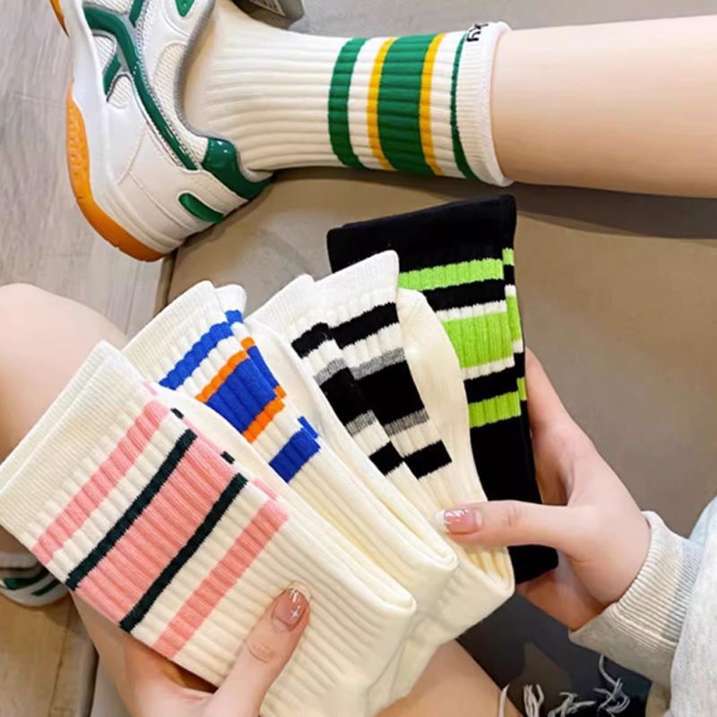 2024 autumn and winter new ins style men and women couple athletic socks mid-calf striped socks sweat-absorbent breathable basketball socks cotton socks