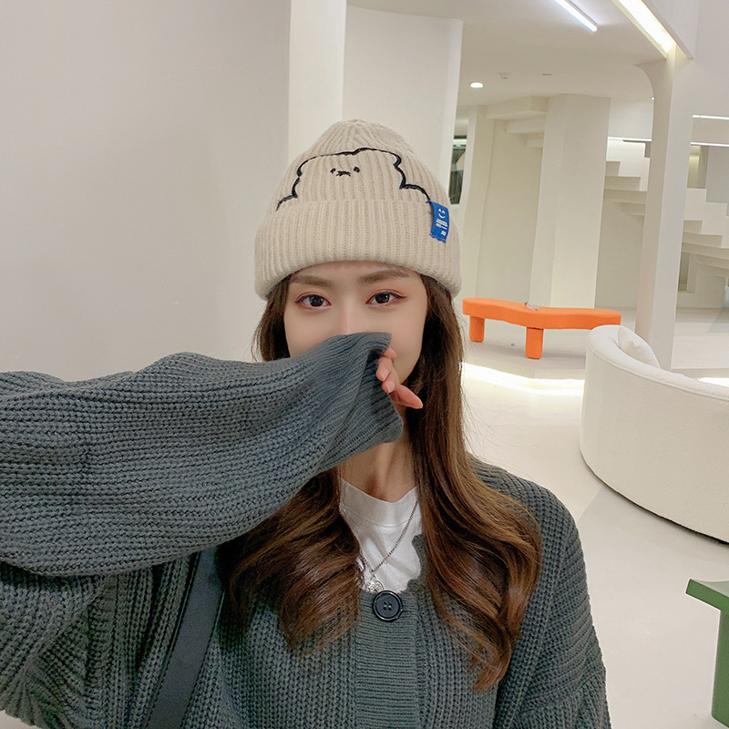 Autumn and Winter New Women's Hat Solid Color Embroidered Bear Pattern Woolen Cap Cute Casual All-Matching Warm Knitted Hat