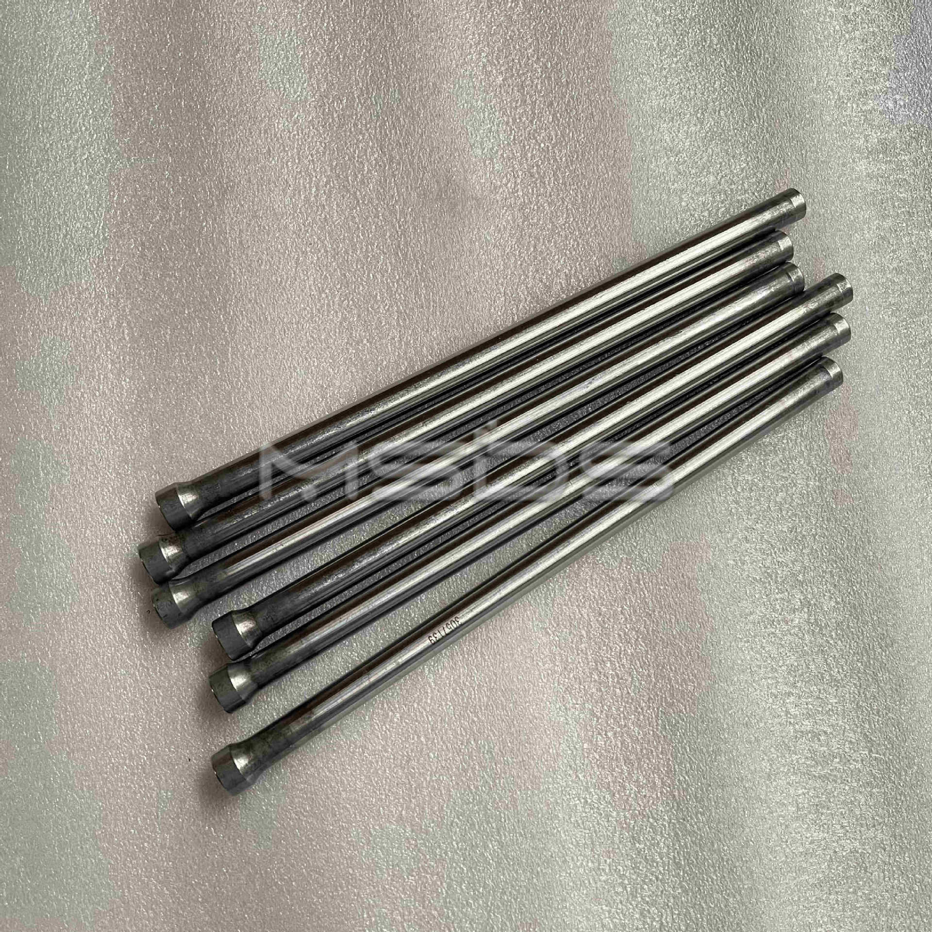 康明斯发动机推杆